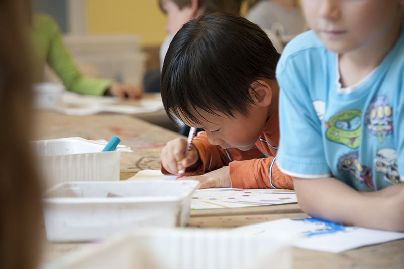 The Important Benefits of Small Group Learning - Montessori Preschool Chatsworth - Little Wonders Montessori One